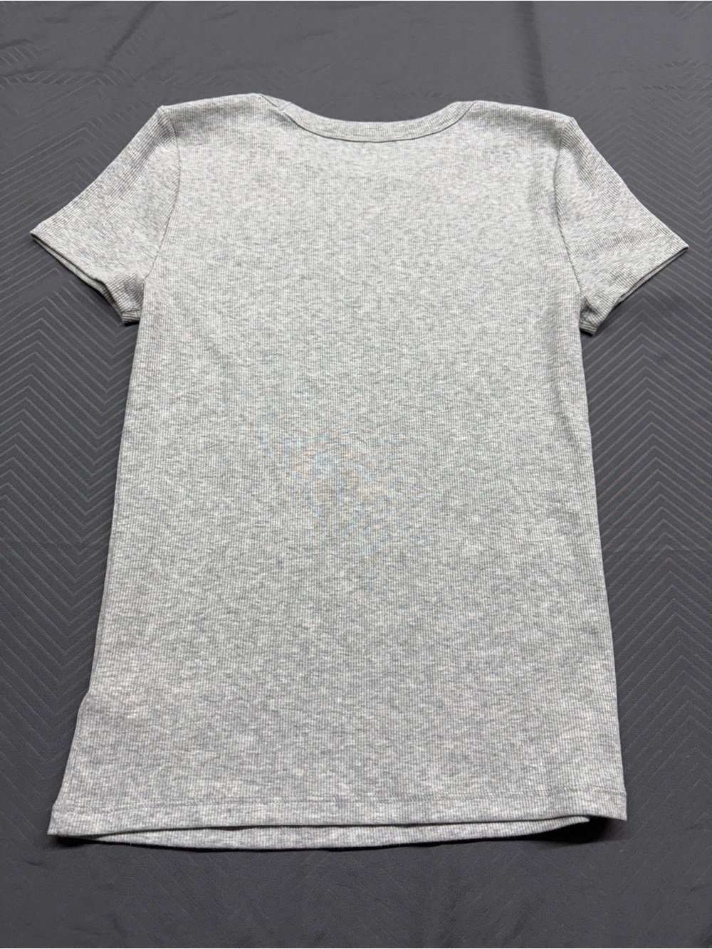 GAP Women’s Ribbed Short Sleeve Tee - Heather Gray Size XS - Picture 3 of 6